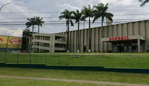Funcionário invade fábrica da Bombril e mata três colegas a facadas