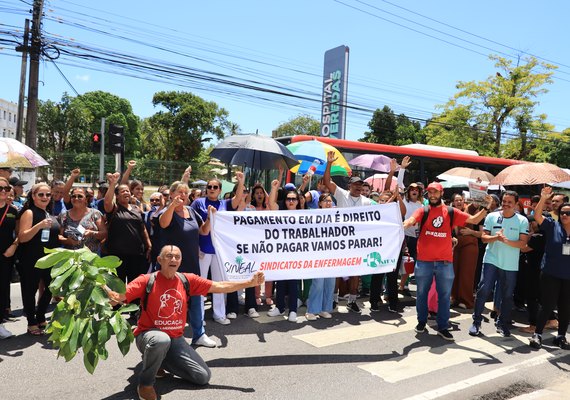 Servidores do Hospital Veredas mantêm a greve