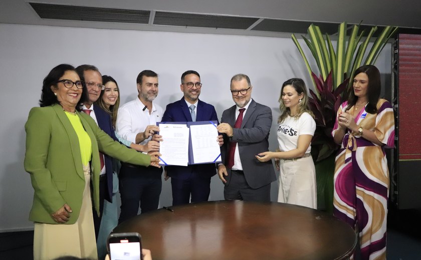 Governo de Alagoas assina acordo de cooperação técnica para difundir o turismo
