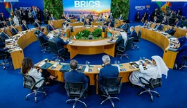 Brics pede renegociação de dívidas de países pobres dentro do G20