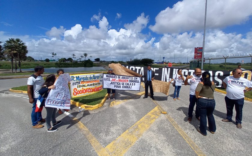 Senadores integrantes da CPI da Braskem são aguardados pelo MUVB em aeroporto de Maceió