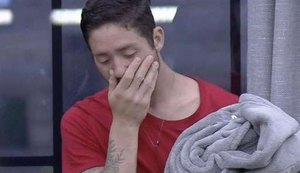 'A Fazenda 13': Rico encontra jaqueta rasgada e Valentina finge que não sabe de nada