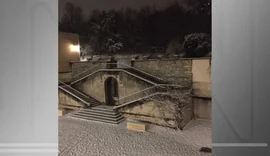 Professora francesa é morta com facada no peito por aluno