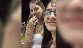 Universitárias debocham de colega de sala de 40 anos: “era para estar aposentada'