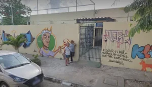 Menina é atingida por bolinha de gel dentro de sala de aula