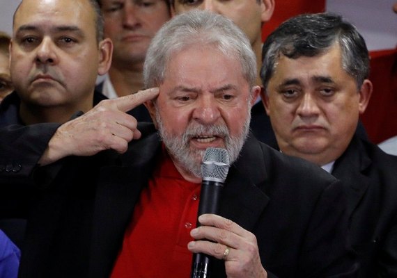 Moro marca interrogatório de Lula em ação da Lava Jato