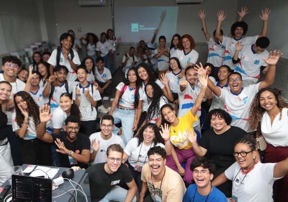 Alunos da rede estadual são os primeiros do Brasil a receber imersão em IA do Google e Rede Empreendedora