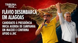 Flávio Bolsonaro desembarca em Alagoas e declara apoio a JHC ao Governo