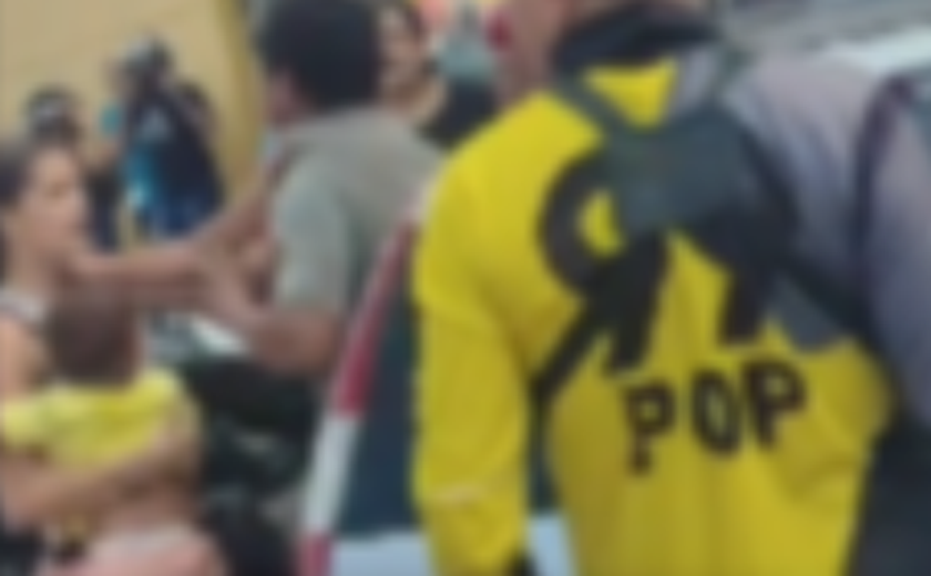 Homem é esfaqueado ao tentar impedir suposta agressão contra mulher no Jacintinho