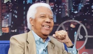 Bira, ex-baixista do sexteto do programa de Jô Soares, morre aos 85 anos