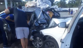 Colisão entre veículos deixa homem gravemente ferido em Junqueiro