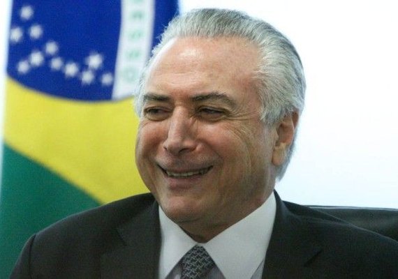 Michel Temer assina projeto de lei com regras para privatização da Eletrobras