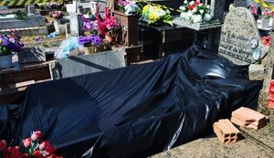 Corpo de homem de 65 anos é roubado de cemitério