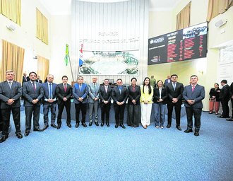 Dos 27 deputados estaduais, 23 vão tentar renovar os mandatos