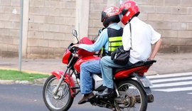 Mototaxistas e motofretistas economizam R$ 530 em taxas do Detran/AL em 2026
