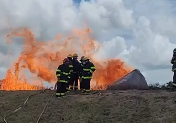 Bombeiros declaram fogo controlado na Usina Caeté