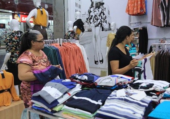 Busca por presentes para o Dia dos Pais agita comércio