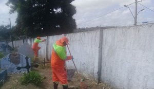 Agentes reforçam limpeza de cemitérios de Maceió para o Dia de Finados