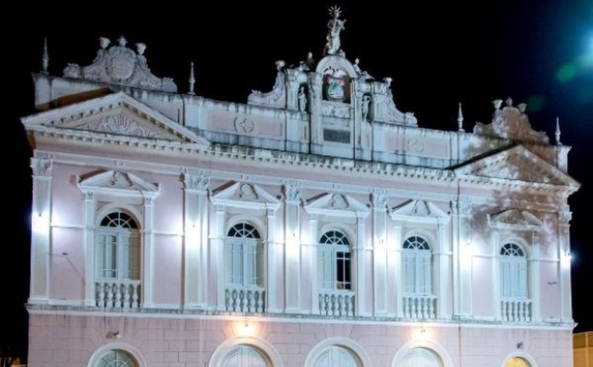 Teatro Deodoro completa 107 anos com vasta programação cultural