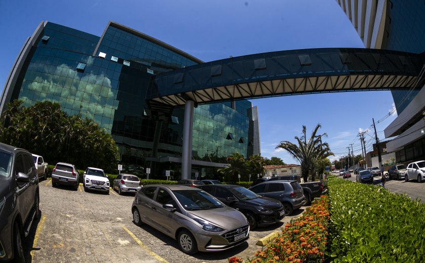 Prefeito JHC lança site do Hospital da Cidade mostrando transparência administrativa