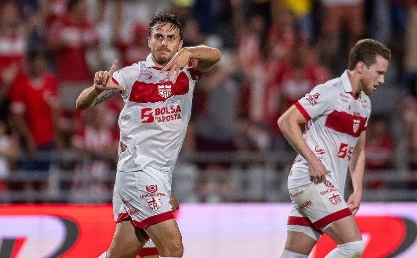 Bressan retorna ao CRB e mira vitória sobre o Cuiabá para seguir na briga pelo acesso