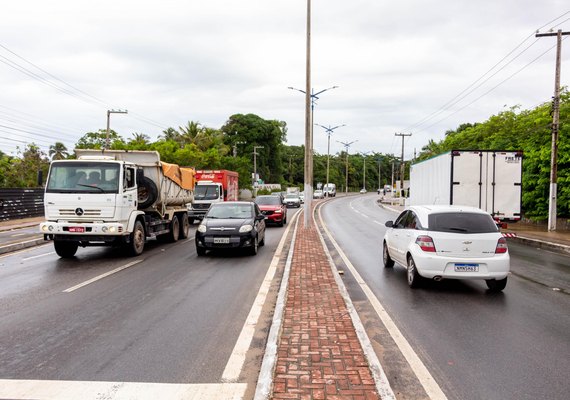 Detran Alagoas orienta sobre condutas adequadas no trânsito durante o feriado