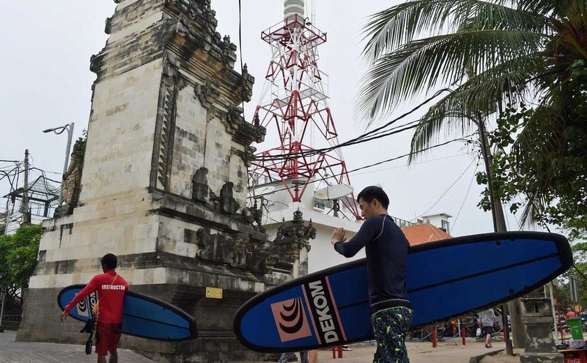 Terremoto provoca pânico entre turistas em Bali