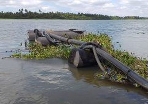 Piaçabuçu: Casal conserta motobomba para retomar abastecimento