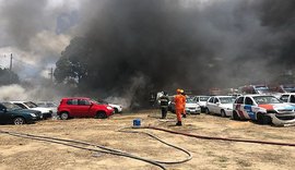 Incêndio em galpão de leilão de veículos na parte alta de Maceió