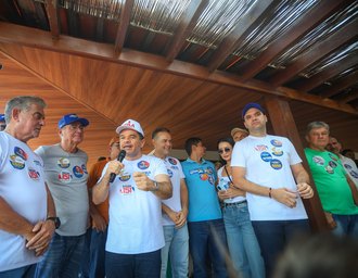 “É como confiar num recém-habilitado para dirigir um caminhão”, diz Marcelo Victor sobre JHC