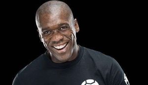 Seedorf pede 1 milhão de euros para participar da 'Dança dos Famosos'
