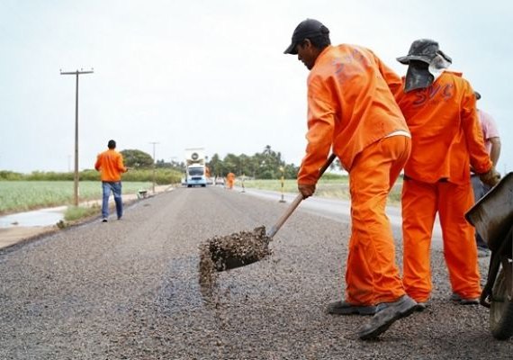 Estado constrói mais de 189 quilômetros de estradas em Alagoas