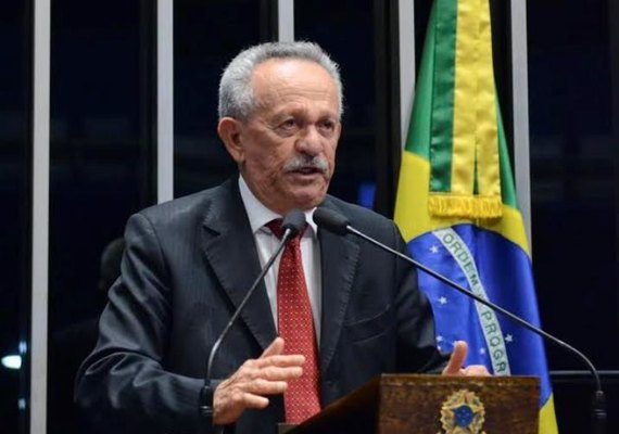 Benedito de Lira afirma que conduta de senadores motiva clima de violência
