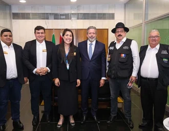 Em Brasília, prefeito Gilberto Gonçalves e Carlos Gonçalves marcam presença em seminário