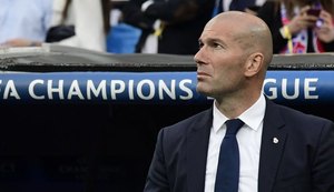 Sonhando com Zidane, diretoria catari do PSG pretende decidir novo técnico em breve