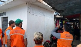 Imóveis são vistoriados pela Defesa Civil no Centro de Maceió