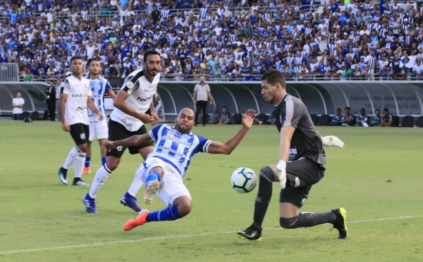 CSA vence o Ceará com golaço no Rei Pelé e respira no Campeonato Brasileiro