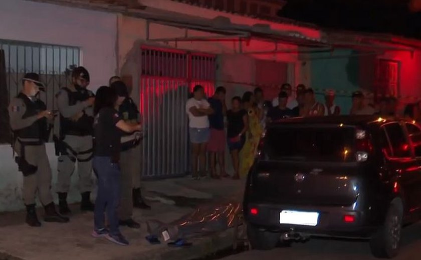 Jovem é morto com dois tiros na cabeça na parte alta de Maceió