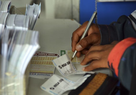 Loterias Caixa sorteiam mais de R＄ 100 milhões neste fim de semana