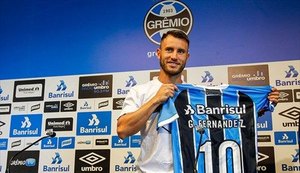 Argentino Gastón Fernández chega ao Grêmio e veste a camisa 10