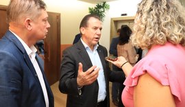 Ministro do Trabalho dialoga com setor produtivo e militância