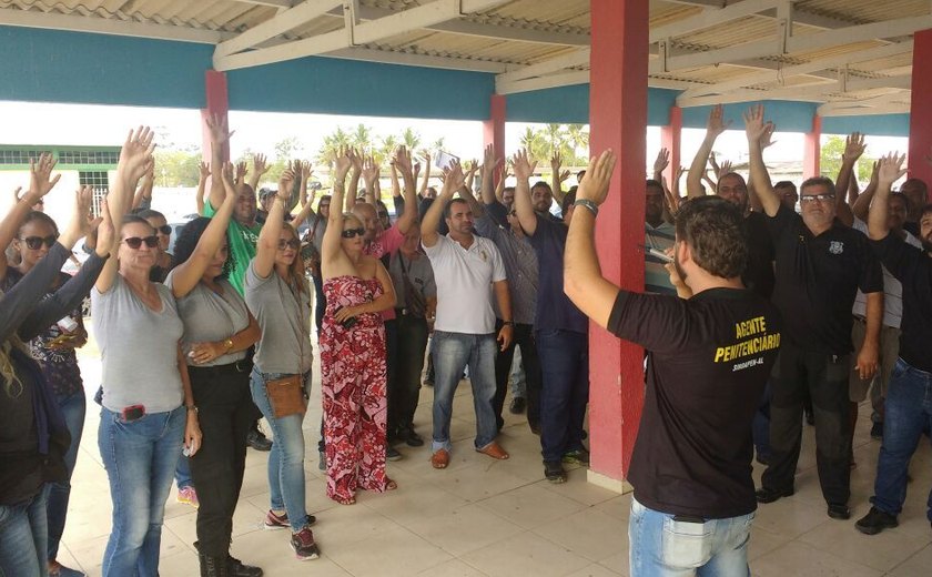 Sindapen decide em assembleia manter paralisação durante o final de semana