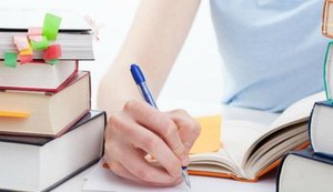 Plataforma oferece 9.200 bolsas de estudo em faculdades de Alagoas