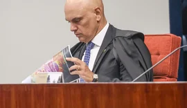 Moraes abre ação contra Flávio Bolsonaro por suposta calúnia a Lula