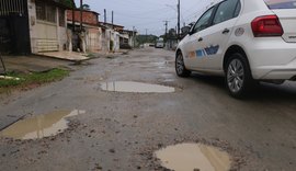 Moradores dos Flexais sofrem com obras no bairro