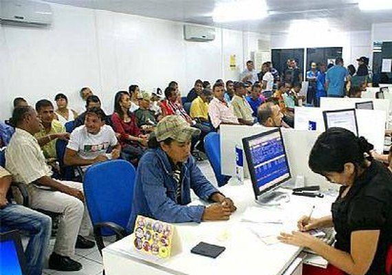 Alagoas tem saldo positivo de vagas de emprego em novembro