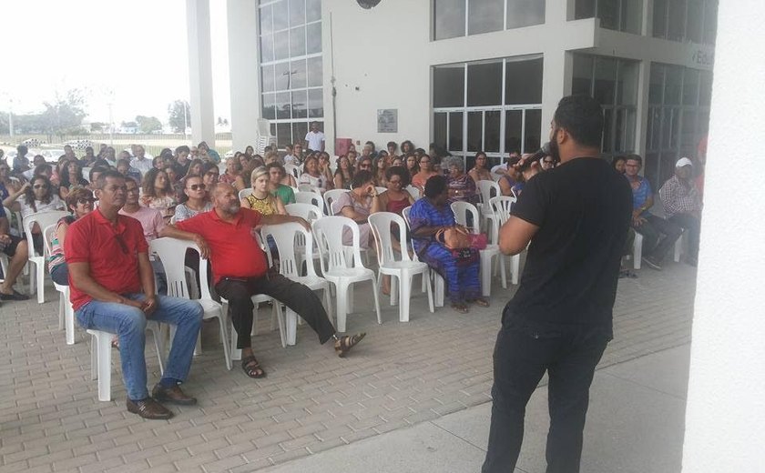 Técnicos da Ufal definem caravana para Brasília em assembleia