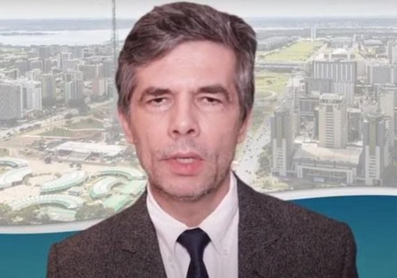 Após demitir Mandetta, Bolsonaro diz que Teich terá de olhar economia
