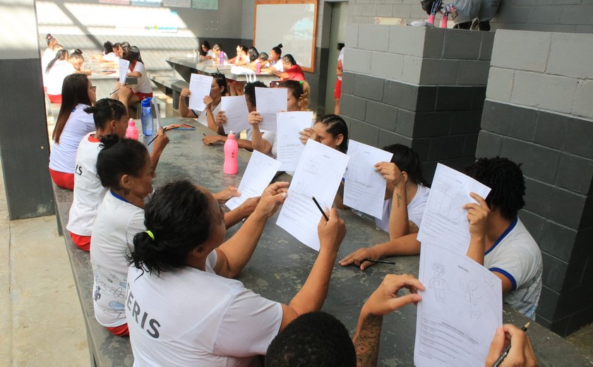 Projeto arrecada 27 mil livros para o sistema prisional