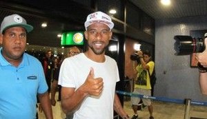 Grêmio cita exemplo de Zé Roberto e elogia Léo Moura aos 38 anos